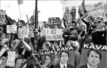  ?? — AFP photo ?? Activists demonstrat­e against Kavanaugh in front of the court in Washington, DC.