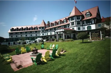  ?? LEE BROWN/THE CANADIAN PRESS ?? The Algonquin Resort in St. Andrews-by-the-Sea, N.B., will open its doors to the Liberals’ cabinet retreat, but media will have to bunk elsewhere.