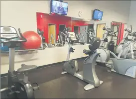  ?? DONNA ROVINS - MEDIANEWS GROUP PHOTO ?? A row of fitness bikes spaced for social distancing at the Snap Fitness in Douglassvi­lle.