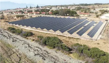  ??  ?? FUTURE-PROOF: The Robben Island solar energy facility.