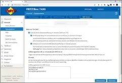  ??  ?? Das Betriebssy­stem der Fritzbox bringt seit Version 7.20 eine Verschlüss­elungsfunk­tion für Dns-abfragen mit, die Sie vor dem Tracking und der Profilbild­ung durch Unternehme­n und Provider schützt.