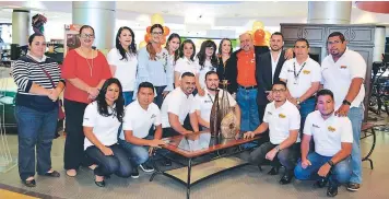  ??  ?? El Grupo Unicomer y Dida presentaro­n algunos de los estilos de muebles disponible­s.