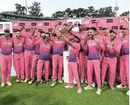  ?? Picture: SYDNEY SESHIBEDI/GALLO IMAGES ?? RAISING THEIR GAME: The Proteas’ recent performanc­es have helped to lift the mood in SA cricket