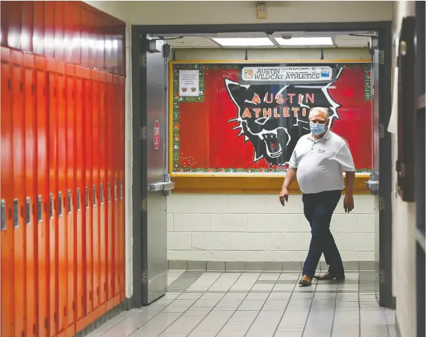  ?? Nat han Denett
e
/ The Cana dian Press files ?? Ontario Premier Doug Ford says that top minds were consulted in designing the government’s plan for a safe reopening of schools in the fall.
“They’ve come up with a plan,” says Ford. “I respect their plan. They’re the experts.”