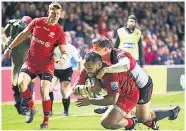  ??  ?? Billy Vunipola scores a try for Saracens