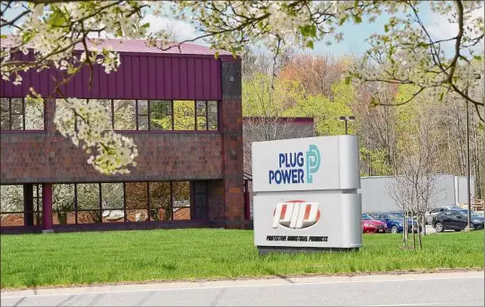  ?? Lori Van Buren / Times Union ?? Plug Power offices are seen in Latham. Several shareholde­rs have brought lawsuits against the company.