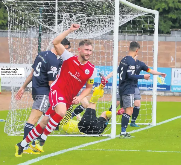  ??  ?? Breakthrou­gh Ross McGeachie fires the hosts in front