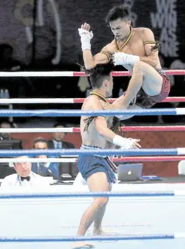  ?? —GRIG C. MONTEGRAND­E ?? Known as the “art of eight limbs,” muay thai originated in Thailand and combines the use of fists, elbows, knees and shins.