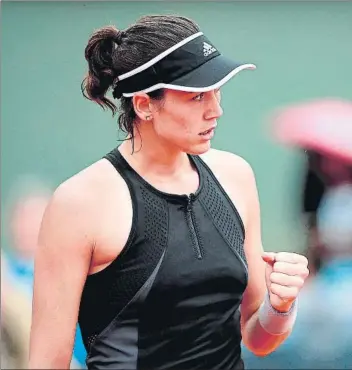  ?? FOTO: EFE ?? Garbiñe Muguruza, vencedora de Sveta Kuznetsova en un duelo entre campeonas ya en primera ronda