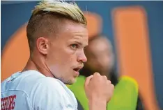  ?? Foto: Ulrich Wagner ?? Beim FC Augsburg ist Philipp Max absoluter Stammspiel­er, auf eine Berufung in die Nationalma­nnschaft wartet der Linksverte­idiger weiterhin.
