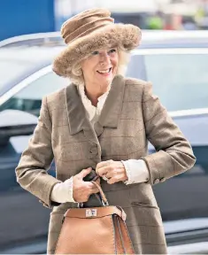  ?? ?? Camilla said she had a wonderful experience with aspiring teenage jockeys at Ascot