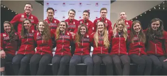  ??  ?? L’équipe olympique de patinage de vitesse longue piste. - La Presse canadienne