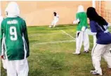  ?? (الوطن) ?? طالبات يمارسن كرة القدم في وقت سابق