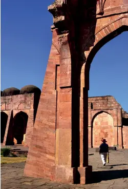  ??  ?? Jami Masjid of Mandu was built almost 200 years before Delhi’s Jama Masjid.