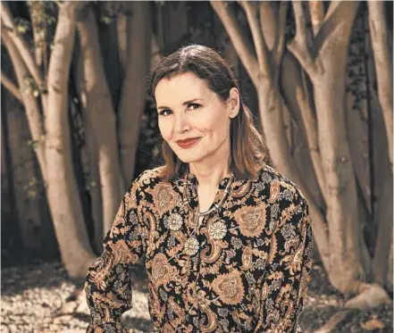  ?? MEL MELCON/LOS ANGELES TIMES ?? Geena Davis, seen July 27 at her California home, co-founded the Bentonvill­e Film Festival, which opens Monday.