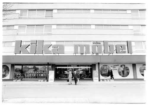  ??  ?? Bilder aus den goldenen Zeiten: Kika/Leiner war einst Marktführe­r in Österreich