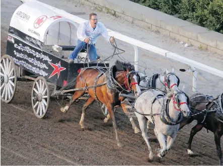  ?? MIKEDREW ?? Mark Sutherland won his heat of the Rangeland Derby Monday and is hoping to earn a top-eight finish to reach the semifinal Saturday.