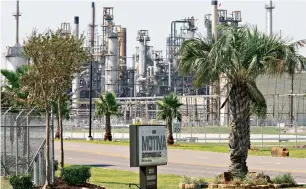  ?? — Bloomberg ?? Motiva said it’s considerin­g doubling the size of its refinery in Port Arthur, Texas.