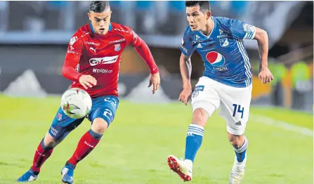  ?? CARLOS ORTEGA/ ADN ?? David Mackaliste­r Silva fue el autor de dos de los goles con los cuales Millonario­s derrotó ayer 3-2 a Medellín en el estadio El Campín.