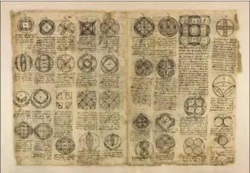  ??  ?? Ci-dessus, l’un des trois feuillets du « Codex Atlanticus » de Léonard de Vinci visibles lors de l’exposition « L’Utopie à l’oeuvre».