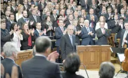  ?? — AFP ?? Austria’s President Alexander Van der Bellen is sworn in by the federal assembly at the parliament in Vienna on Thursday.