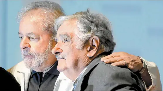  ?? ANDRE PENNER/AP ?? Luiz Inácio Lula da Silva fue acompañado por el ex presidente uruguayo José Mujica.