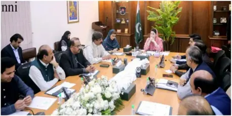  ?? ?? LAHORE: Members of the Punjab Assembly of Rawalpindi Division are meeting Chief Minister Punjab Maryam Nawaz Sharif.