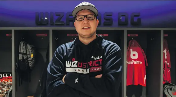  ?? PHOTOS: RICKY CARIOTI/THE WASHINGTON POST ?? Austin Painter, 24, left a job at the State Department to become a profession­al gamer for Wizards District Gaming of the NBA 2K League.