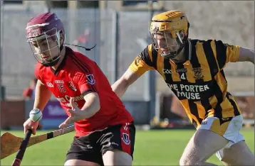  ??  ?? Oulart-The Ballagh goalscorer Nicky Kirwan taking on Shelmalier­s defender Ciarán Walsh.