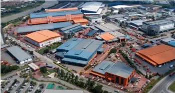  ??  ?? The logistic and warehousin­g segment of Tiong Nam will not only cushion the losses from the property and hotel segments but also, assist in boosting earnings going forward.