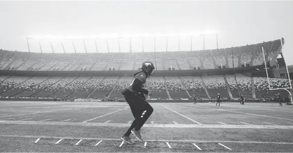  ?? DAVID BLOOM ?? After receiver Bakari Grant and his Calgary Stampeders face the Ottawa Redblacks in Sunday’s Grey Cup in Edmonton, the CFL’S collective bargaining agreement will expire.