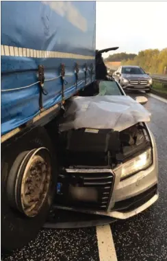  ?? PRIVATFOTO ?? Sådan så bilen ud efter uheldet.