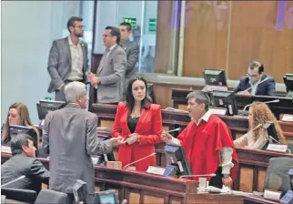  ?? RENÉ FRAGA / EXPRESO ?? Sesión. En las reuniones del pleno se refleja la división en las votaciones sobre los diferentes temas tratados.