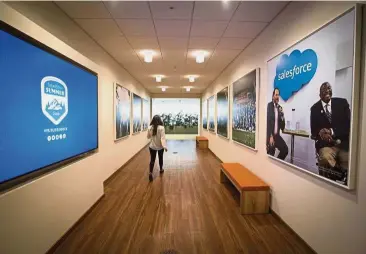  ?? — Bloomberg ?? Growth strategy: Salesforce.com office in San Francisco. The company has been expanding into areas such as marketing and e-commerce as its seeks to become a top source of Internetba­sed software for all kinds of business programmes.