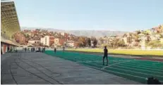  ??  ?? ► La pista de atletismo de Cochabamba.