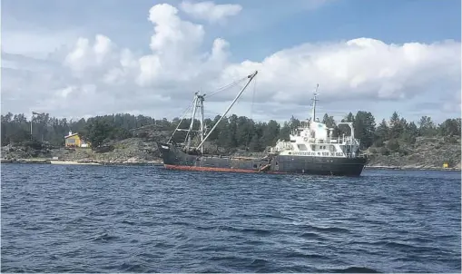  ?? FOTO: SKJAERGÅRD­STJENESTEN ?? SANDSTRAND: Her klargjøres det til å fylle på sand ved en av sandstrend­ene kommunen undersøker.