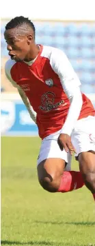  ?? ?? HOT COMODITY: Local striker Thero Setsile is one of the players on the move this transfer window