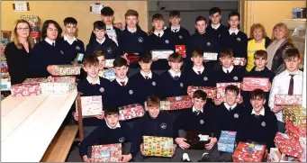  ??  ?? St Brendan’s Transition Year students who are volunteers for the Team Hope Christmas Boxes; Darragh Kennedy, Brian O’Leary, David O’Donoghue, Jack Corridan, Chris Carey (second row from left) Callum Meher, Brian Doherty, Diarmuid Cahill, Tomas...