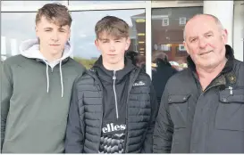  ?? (Pic: John Ahern) ?? A DAY AT THE RACES: Proprietor of The Butcher’s Bar in Kilworth, Tom Dalton, pictured with his son, Bobby and Bobby’s friend, Gearoid Lenihan from Fermoy, in Cork Racecourse Mallow last Monday.
