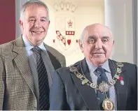  ?? Picture: Kris Miller ?? Kirrie Show chairman Andrew Steel with Angus Provost Ronnie Proctor.