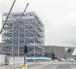  ?? Picture: Gareth Jennings ?? The new building emerging at Site Six on Dundee waterfront, with the V&A in the background.