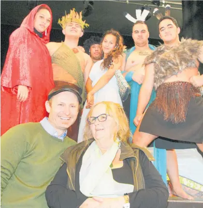  ?? Photo / Warren Buckland ?? Daniel Betty and Mary Kippenberg­er with the cast of Te Whawhewhaw­he & Te Marama.