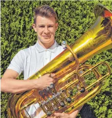  ?? FOTO: BW ?? Der Ahauser Leon Schmid ist Bundessieg­er mit seiner Tuba bei „Jugend musiziert“geworden.