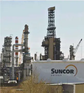  ?? JASON FRANSON LA PRESSE CANADIENNE ?? La raffinerie de Suncor à Edmonton