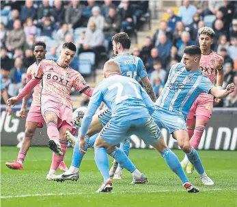  ?? ?? SMALL CONSOLATIO­N: Joel Piroe nets for Leeds United but it could not prevent a 2-1 Championsh­ip defeat at Coventry City on Saturday.