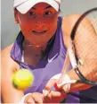  ?? THE ASSOCIATED PRESS ?? Mississaug­a’s Bianca Andreescu gave the world’s No. 1 player a bit of a battle in Rome.