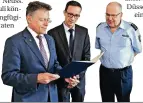  ??  ?? Hans-Jürgen Petrauschk­e, Falk Schnabel und Detlef Gernandt (v.l.)