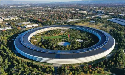  ?? ?? Apple Park in Cupertino, California. The company had been a notable exception as other tech companies slashed their workforces over the past two years. Photograph: Anadolu Agency/Getty Images