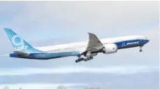  ?? FOTO: TED WARREN/DPA ?? Start der Boeing 777X in Paine Field.