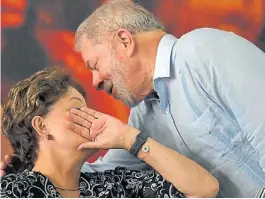  ?? AFP ?? Socios. Lula da Silva y Dilma Rousseff, durante la campaña.